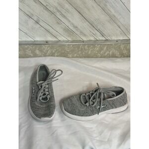 KR Strikeforce Maui Bowling Shoes Gray Womens Size 6 Knit Lace Up